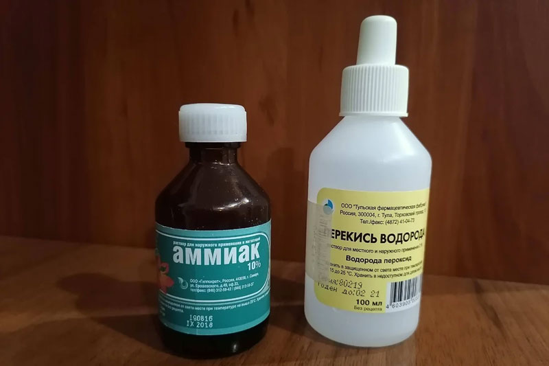 Перекись и нашатырь для устранения кошачьей мочи